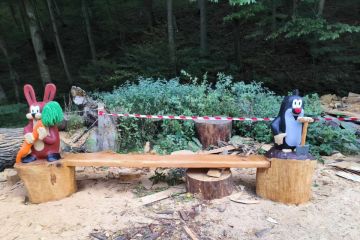 Nová rozprávková lavička 2024